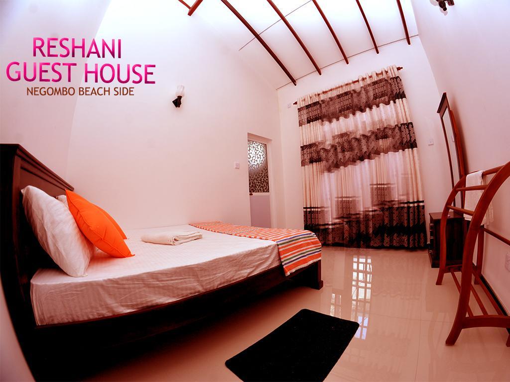 Reshani Guest House Negombo Exterior photo