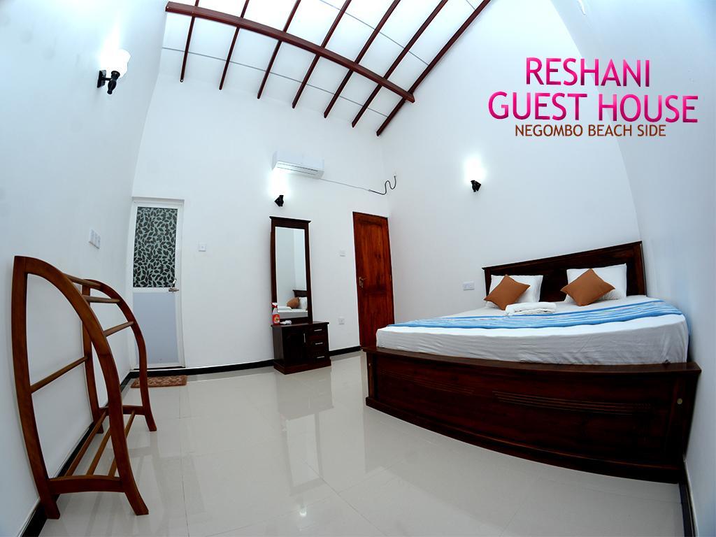 Reshani Guest House Negombo Exterior photo