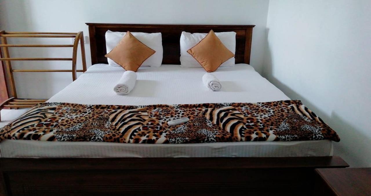 Reshani Guest House Negombo Exterior photo