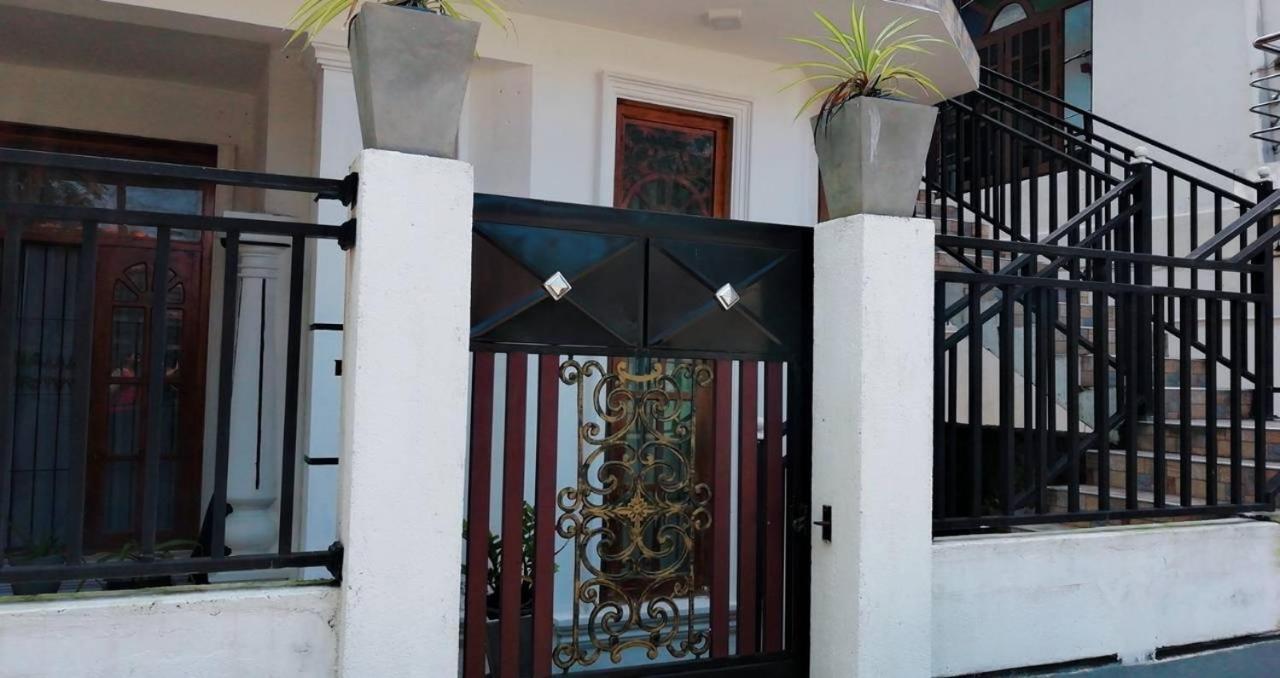 Reshani Guest House Negombo Exterior photo