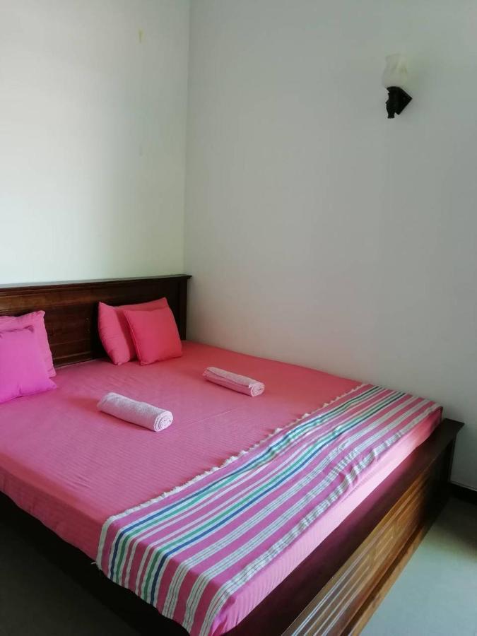 Reshani Guest House Negombo Exterior photo